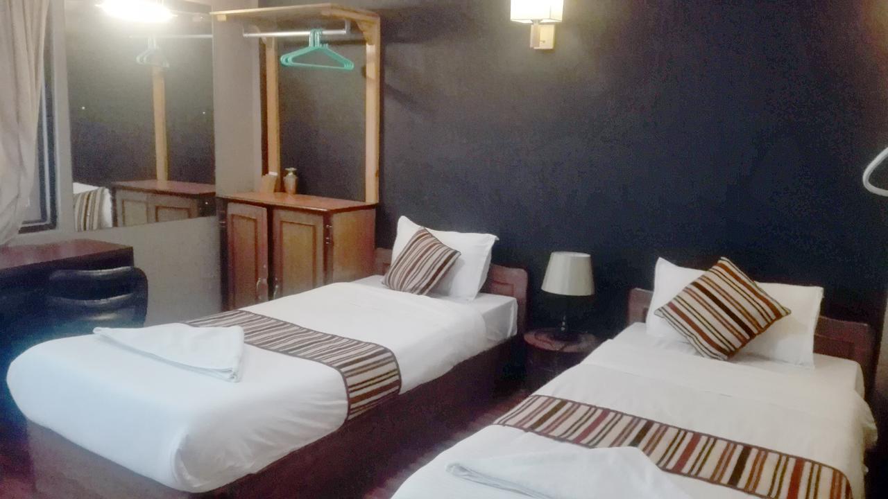 Nana Yala Chhen Hotell Lalitpur Exteriör bild